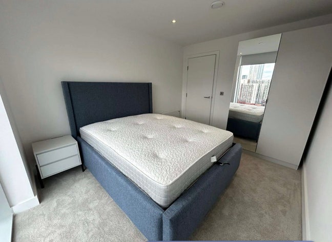 Stunning 2‑Bedroom Apartment at Cortland  Main Photo