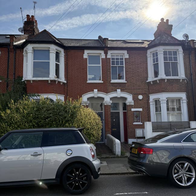 Period 3 Bed Maisonette with Private Garden  Main Photo