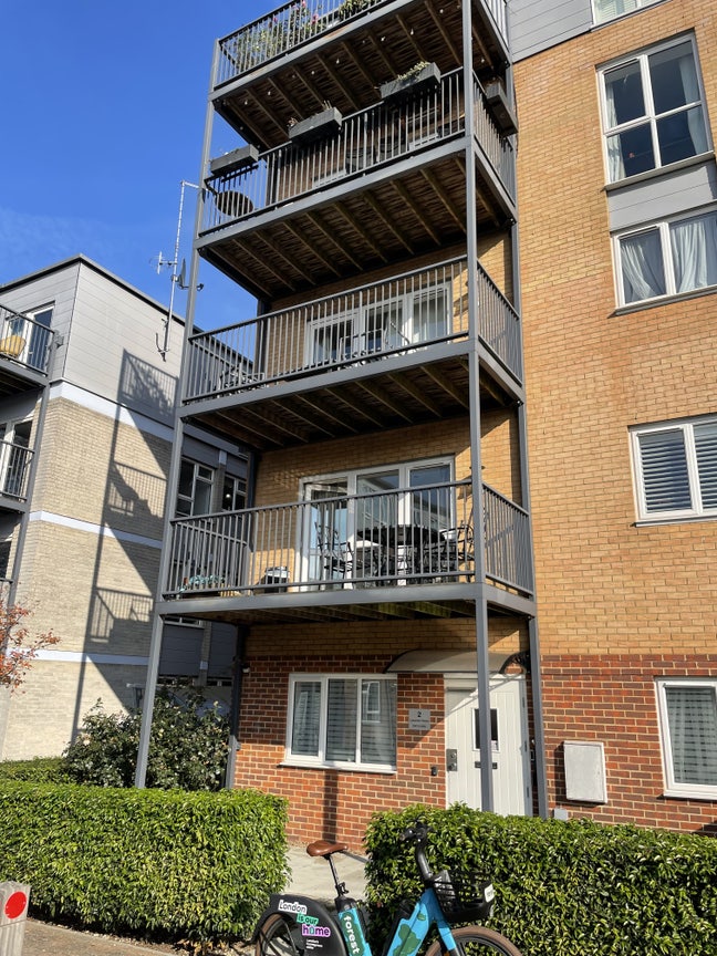 Ensuite Double in spacious 2BR/BA Main Photo
