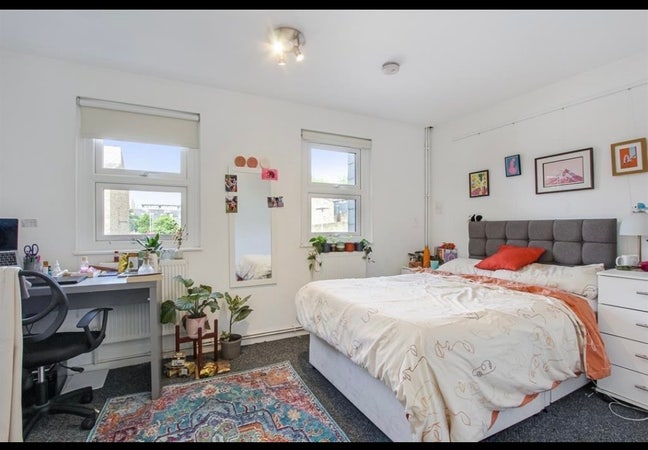 Spacious Double Room near Oval Main Photo