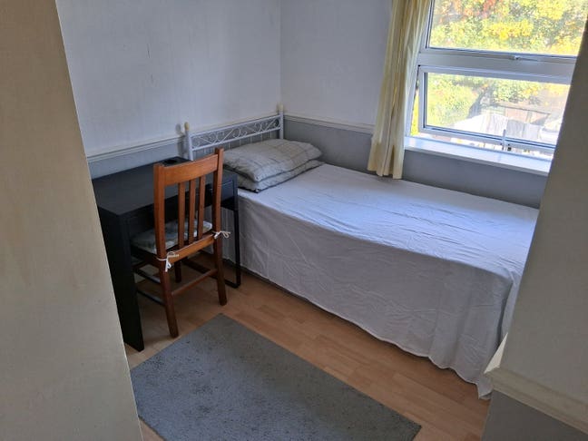 Sutton TOWN Main Photo