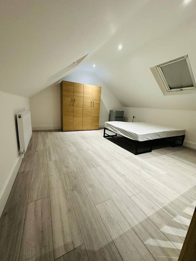 ✨ Spacious Double Room | Tottenham Hale | £1000 PM Main Photo
