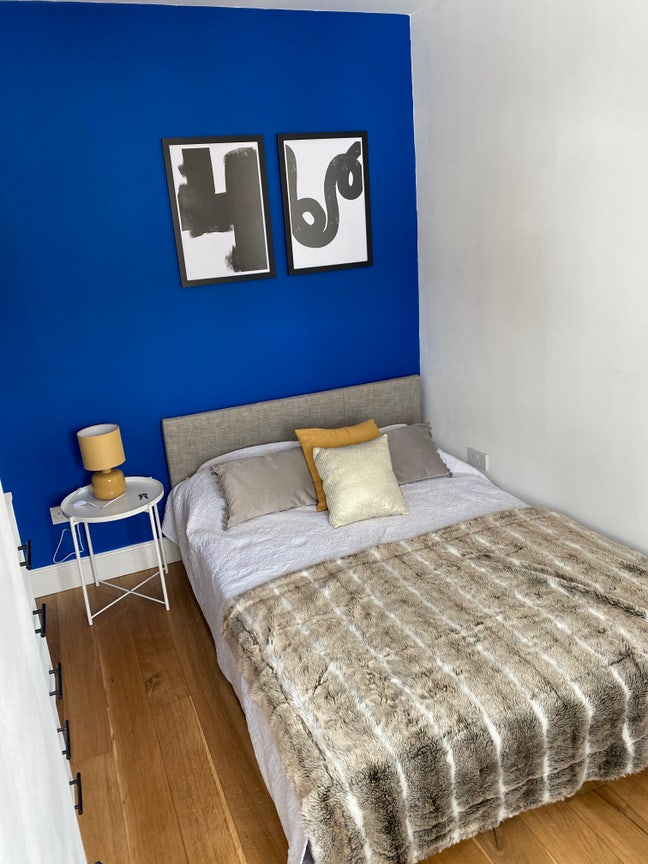 En Suite  Double Room Near Hospital ❤️ Main Photo