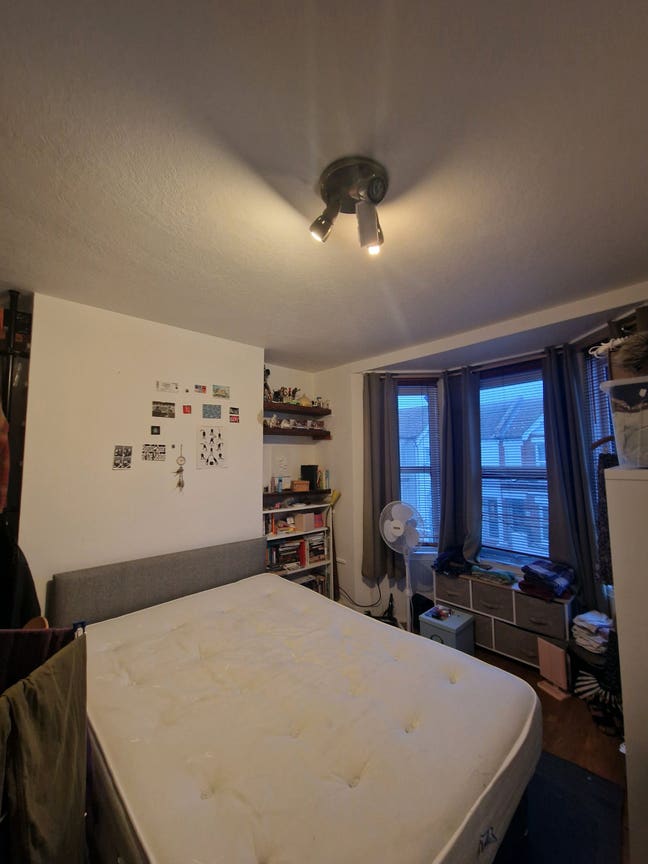 Couples for double room, individuals dm for info Main Photo
