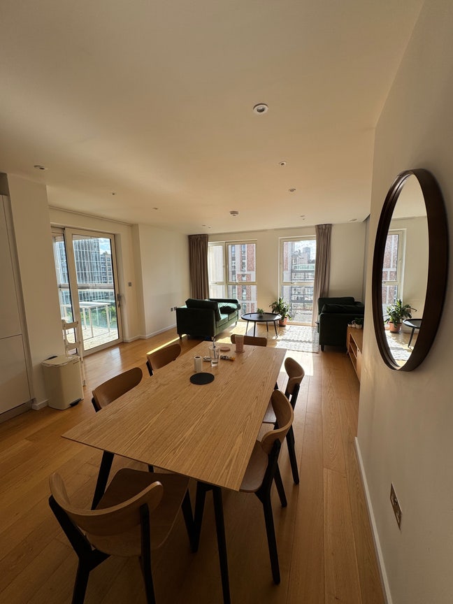 East village Stratford- Bright double Room Main Photo