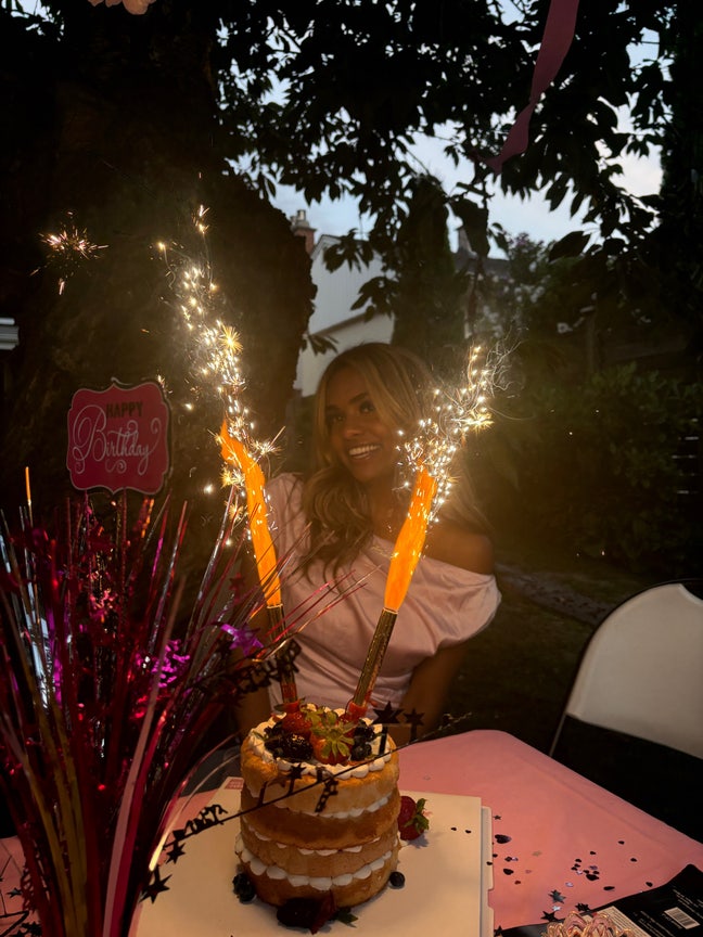 Canadian Fashion Grad May 2026 – Seeking Roomate Main Photo