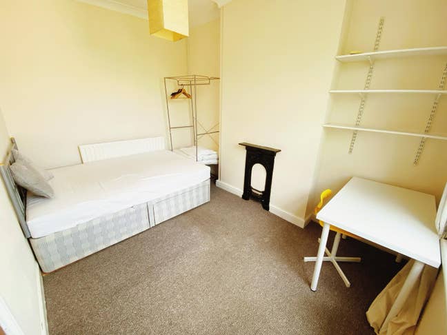 Double Room for Rent – All Bills Included Main Photo