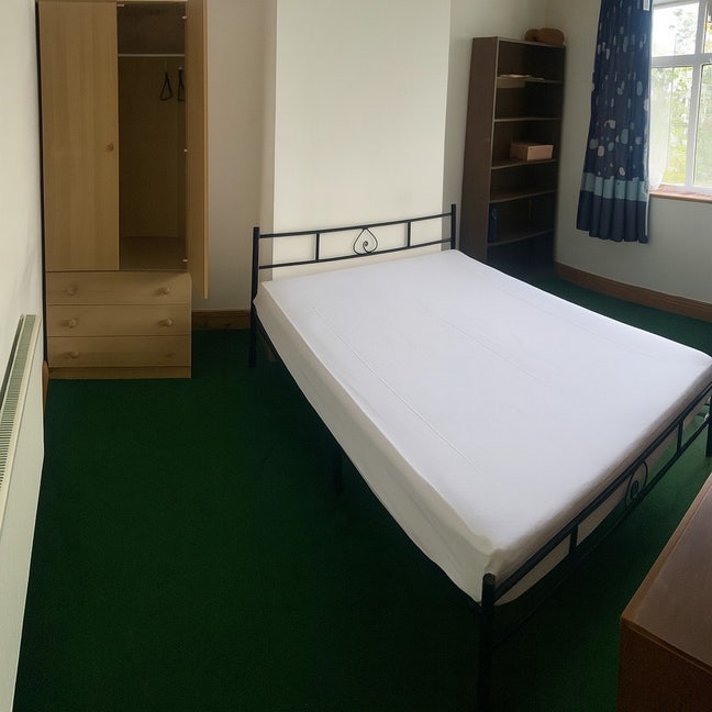 Double room in harrow Main Photo