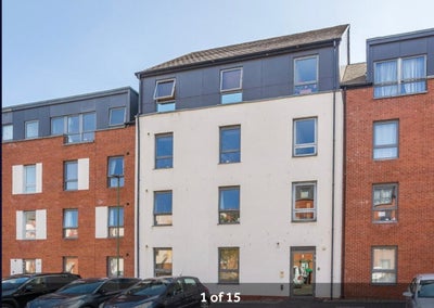 Well-presented, 3 bedrooms, in second floor flat Main Photo