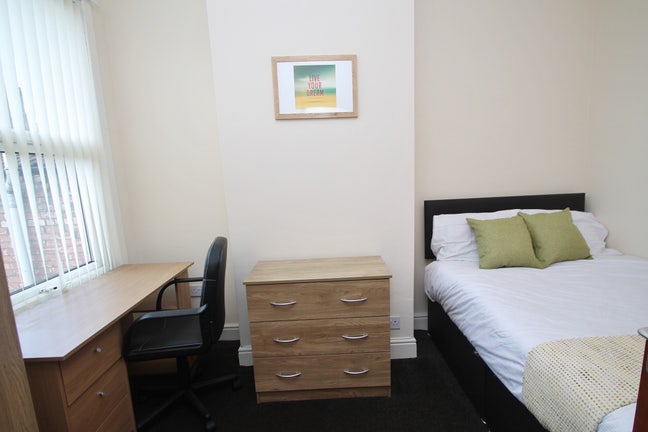 Stylish House Share | Fast WiFi | Close to Uni Main Photo