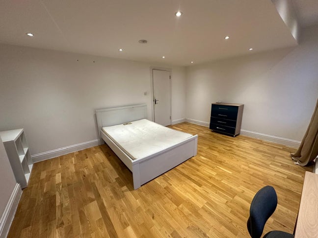 Gorgeous house in Nunhead  Main Photo