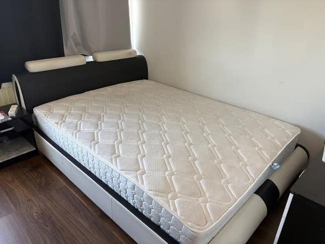 Spacious double room to rent in Luton, LU4 Main Photo