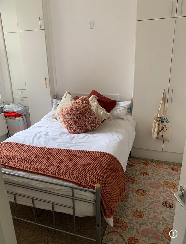 🌿 Garden facing double room — available now Main Photo