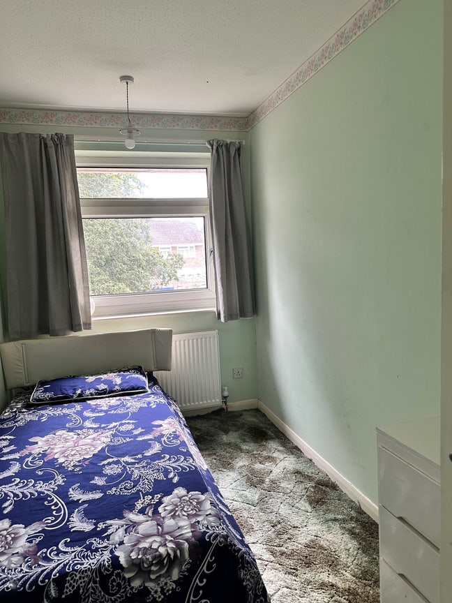 Single snd double room available  Main Photo