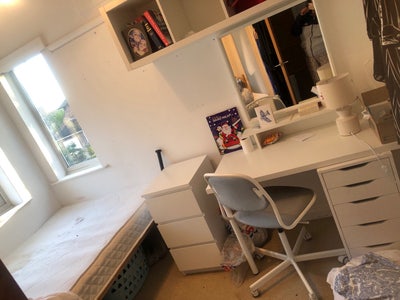 Double Room Clean, Modern, Safe, Great Transport Main Photo