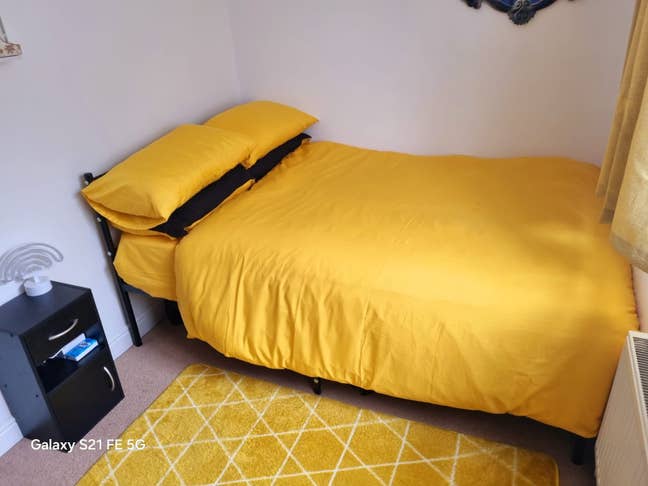 One double room available for single person.  Main Photo