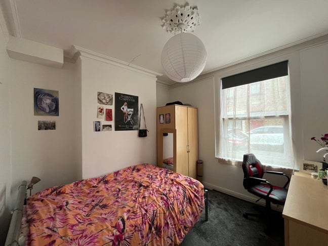 Room Available - Wellington Street, York Main Photo