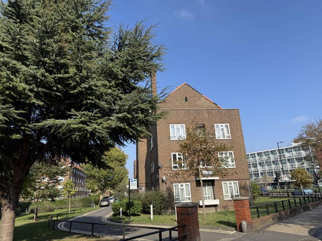 *Central Peckham Private Balcony Bills Included** Main Photo