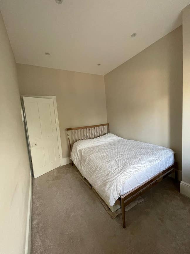 Double Room In Modern, Spacious, Comfortable Home! Main Photo