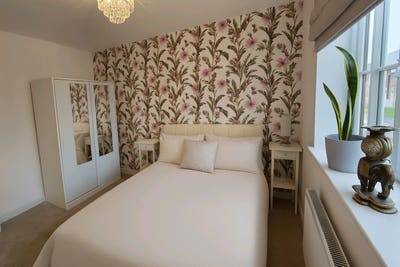 Double Room available at MK42 Shortstown Main Photo