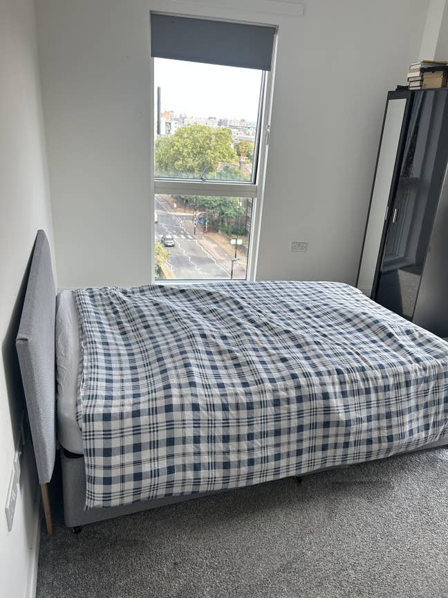 Double Room for Rent in a  New Build  Main Photo