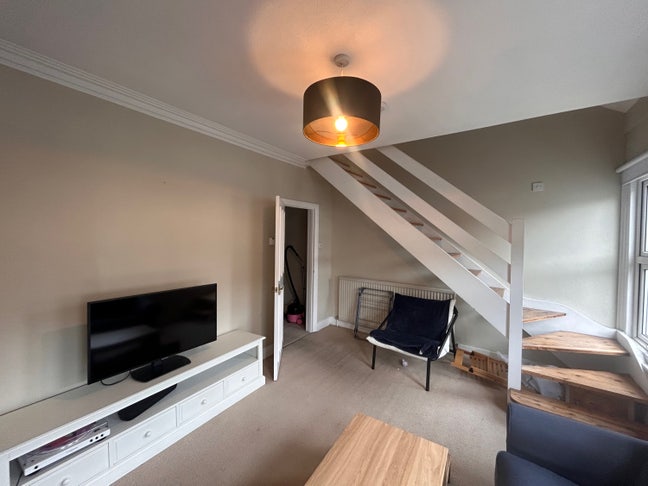 Room for rent in Fulham Main Photo
