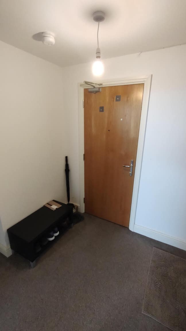 One bedroom available in a 2 BHK apartment  Main Photo