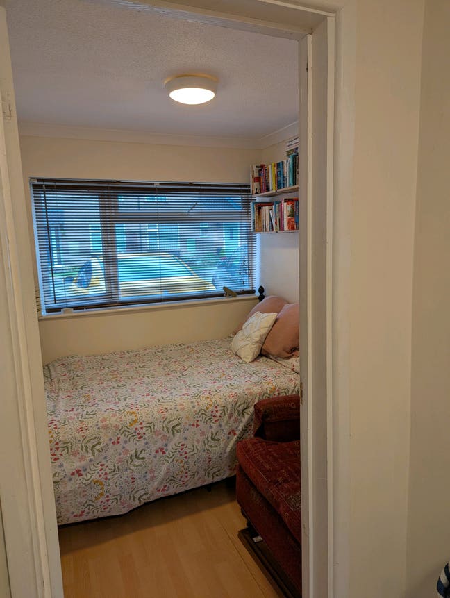 Converted Garage accomodation. ensuite double.  Main Photo