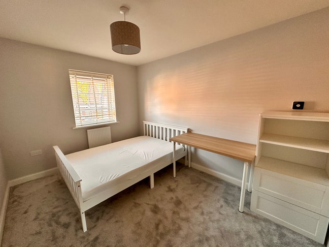 Large Double Ensuite Room Available @ North Hykham Main Photo