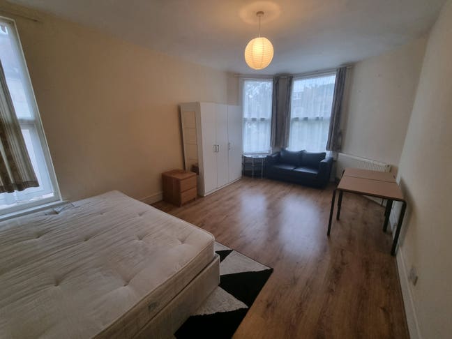 New 3 bedroom house Main Photo