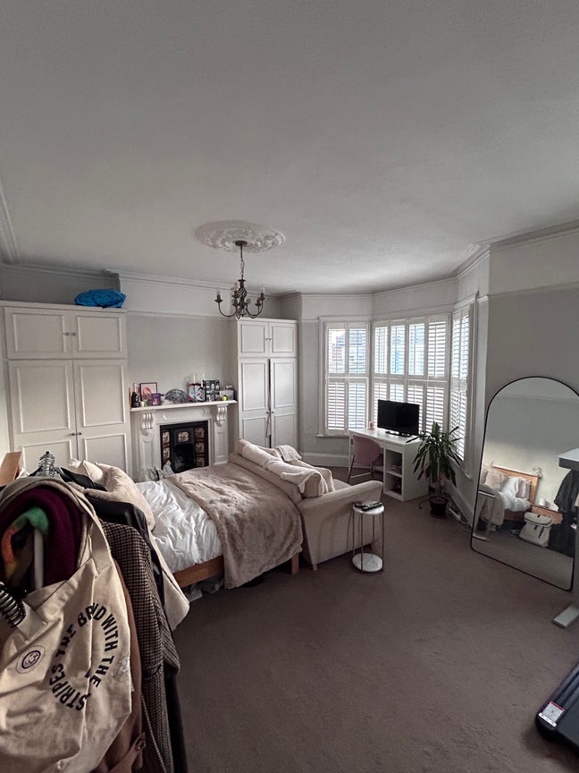 2 x Double Rooms Balham (Females Preferred) Main Photo