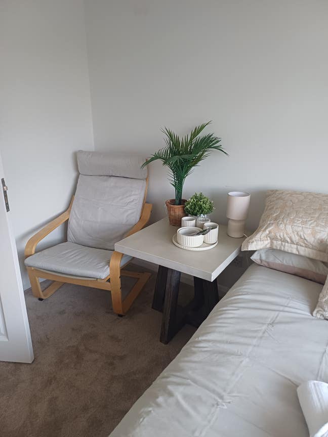 Double and Small Double Bedrooms Salfords Main Photo
