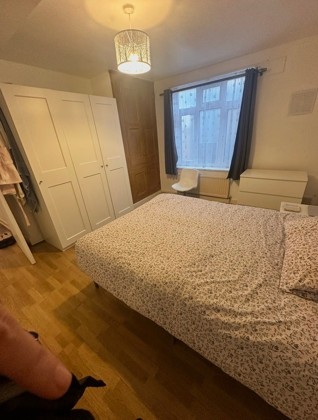 Double Bedroom zone2 All bills included Main Photo