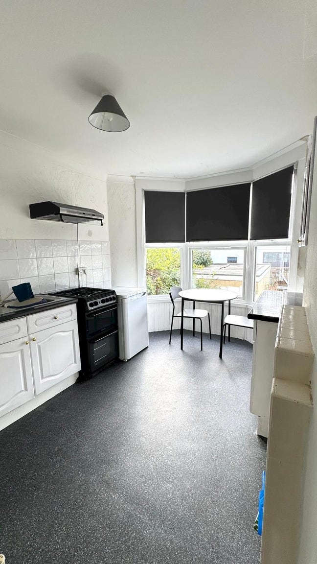 1 Bedroom Flat close to Brighton Marina  Main Photo