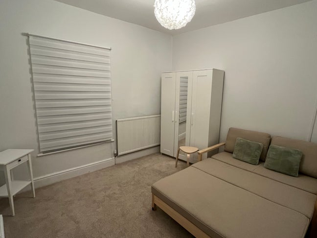 Rent double room for single person Main Photo