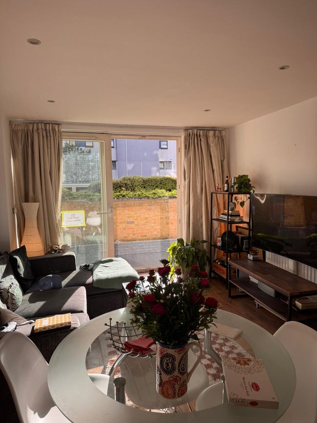 1 Bed Flat to Sublet - Battersea Power Station Main Photo