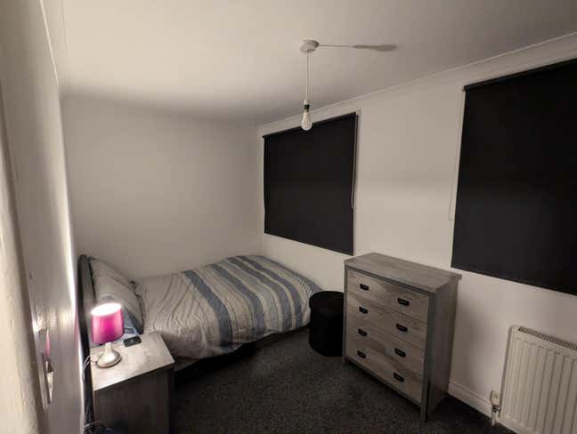 Modern Room £625 | Bills Inc | Garden + Parking Main Photo