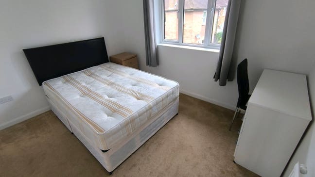 Wimbledon – £700 – double room Main Photo