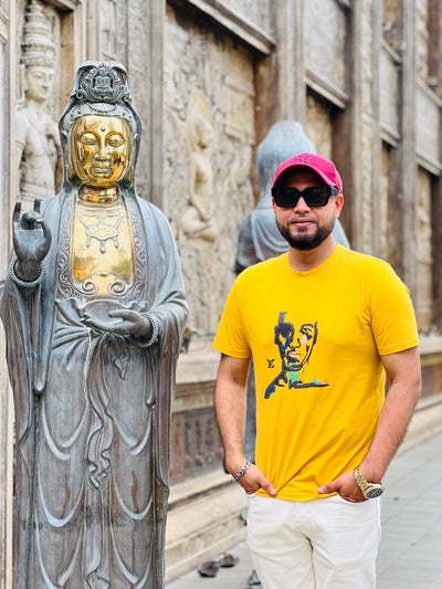 Professional Male seeks a single or double room Main Photo