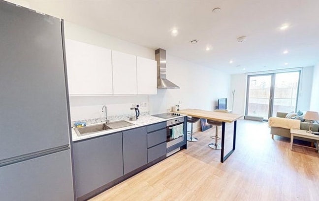 City Centre Modern Build Flat + Gym Main Photo