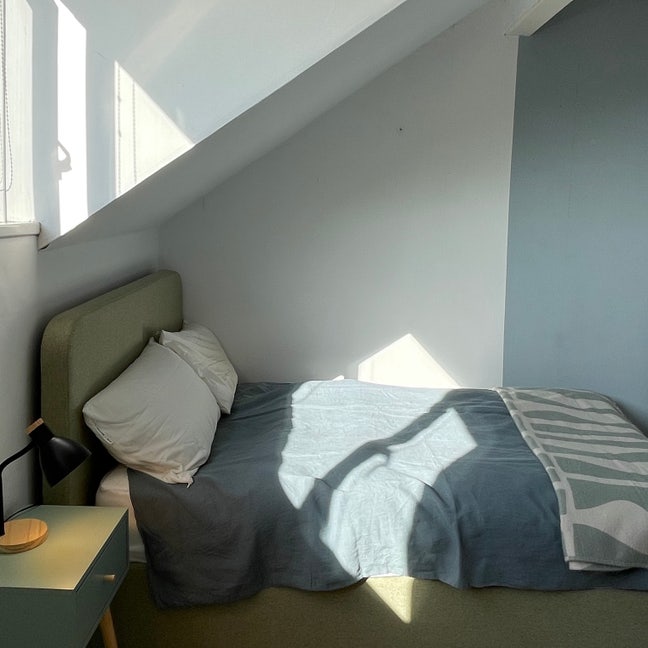Your pale blue room	 Main Photo
