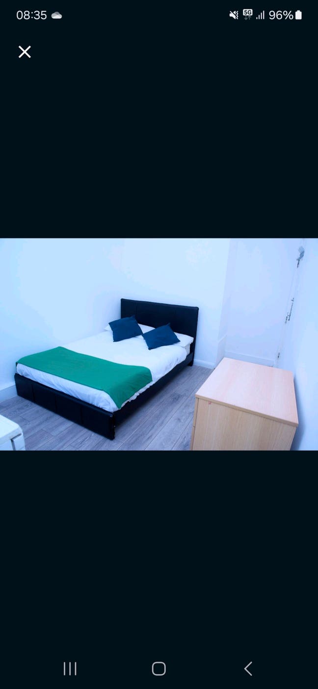 Double room single use only Main Photo