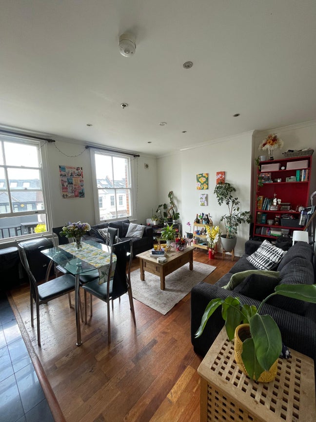Lovely flat in Putney- short term let Main Photo