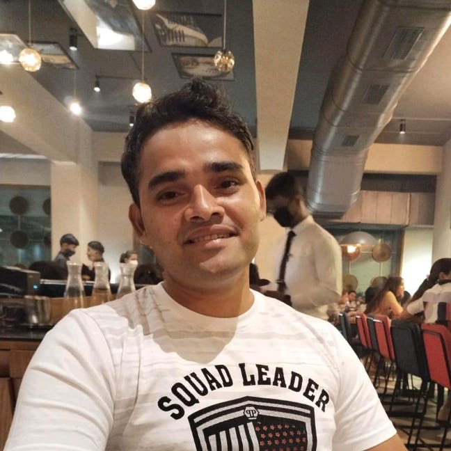 Professional Male seeks a single or double room Main Photo