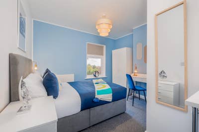 💚Stunning Newly Refurbed House on Arbury Road 💚 Main Photo