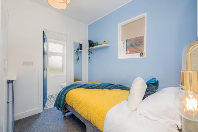 💚Stunning Newly Refurbed House on Arbury Road 💚 Main Photo