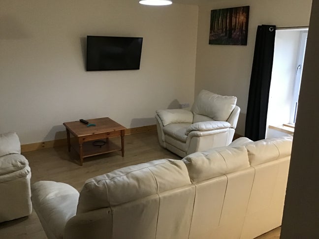 Cosy 1 bedroom ensuite apartment  Main Photo