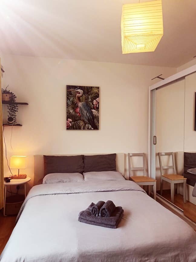 City spacious double room with parking  Main Photo