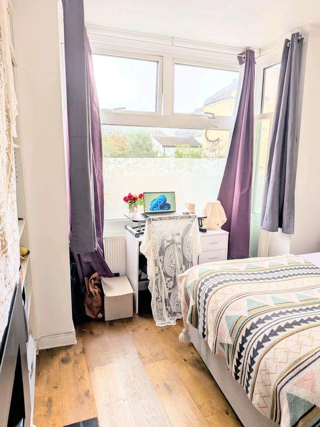Bright Sunny Room in Brighton Main Photo