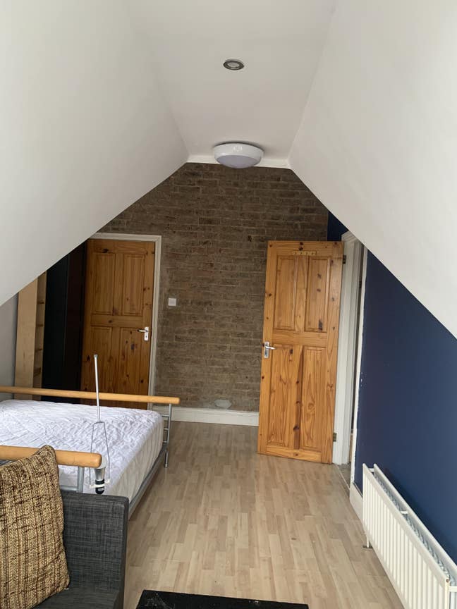 Single/double room Main Photo